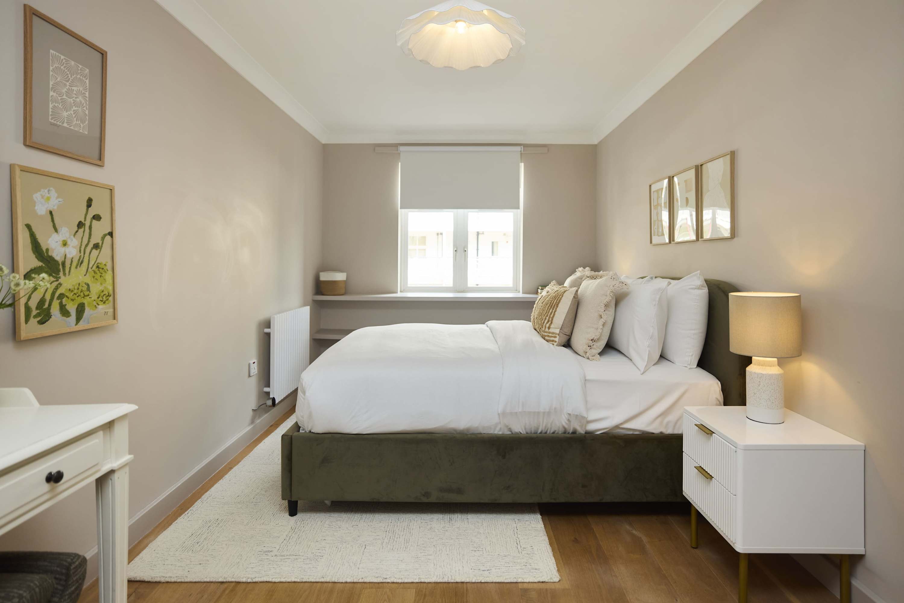 First Act on Fulham Road in Flat 505, Sir Oswald Stoll Mansions, 446 Fulham Road SW6 1DS - Property image 12 - VivreStays