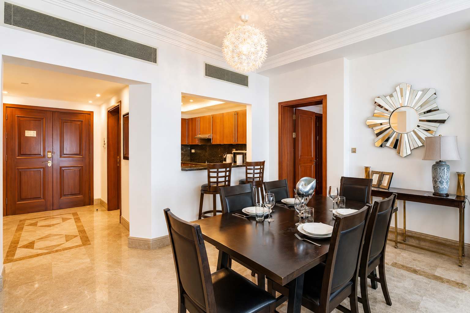 Sea View Beach Front Apartment Fairmont Palm - Image 6