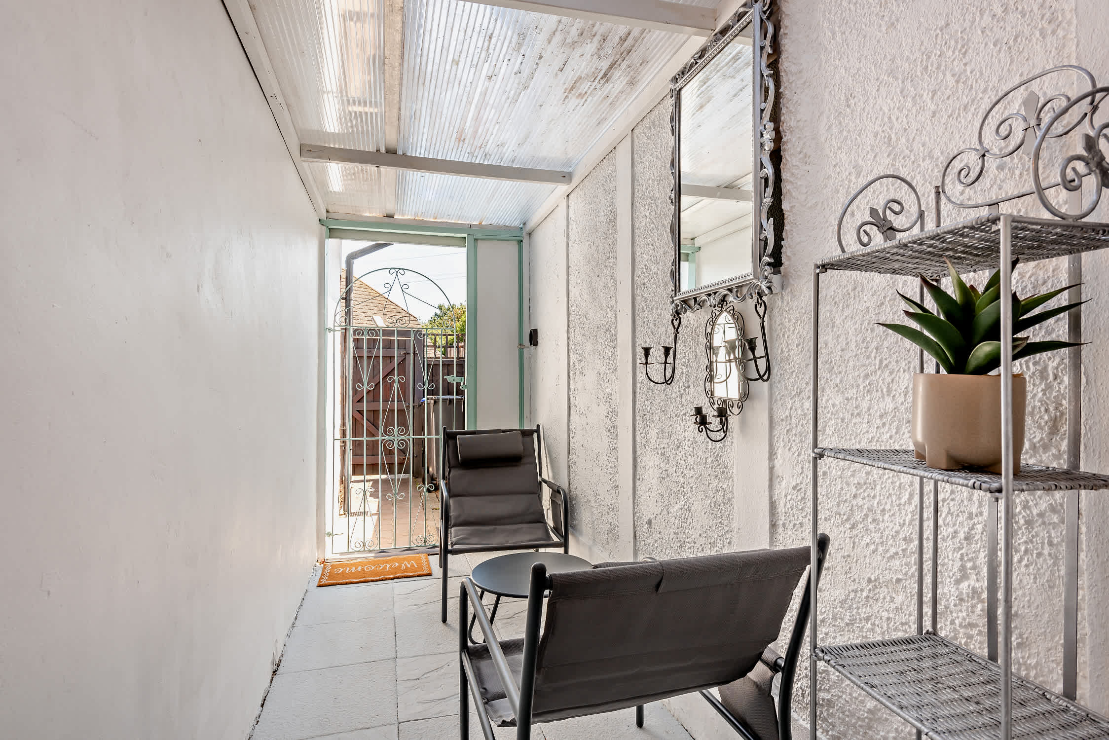 The Coach House – photo 19