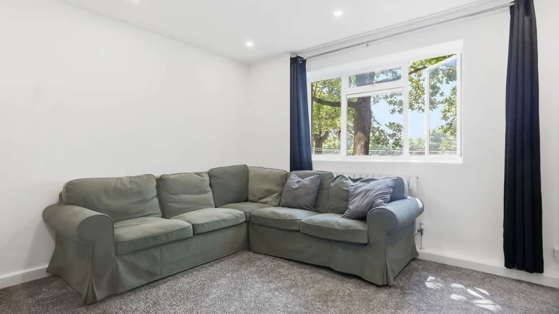 2bed 2bath Peckham Rye Pad with park & parking