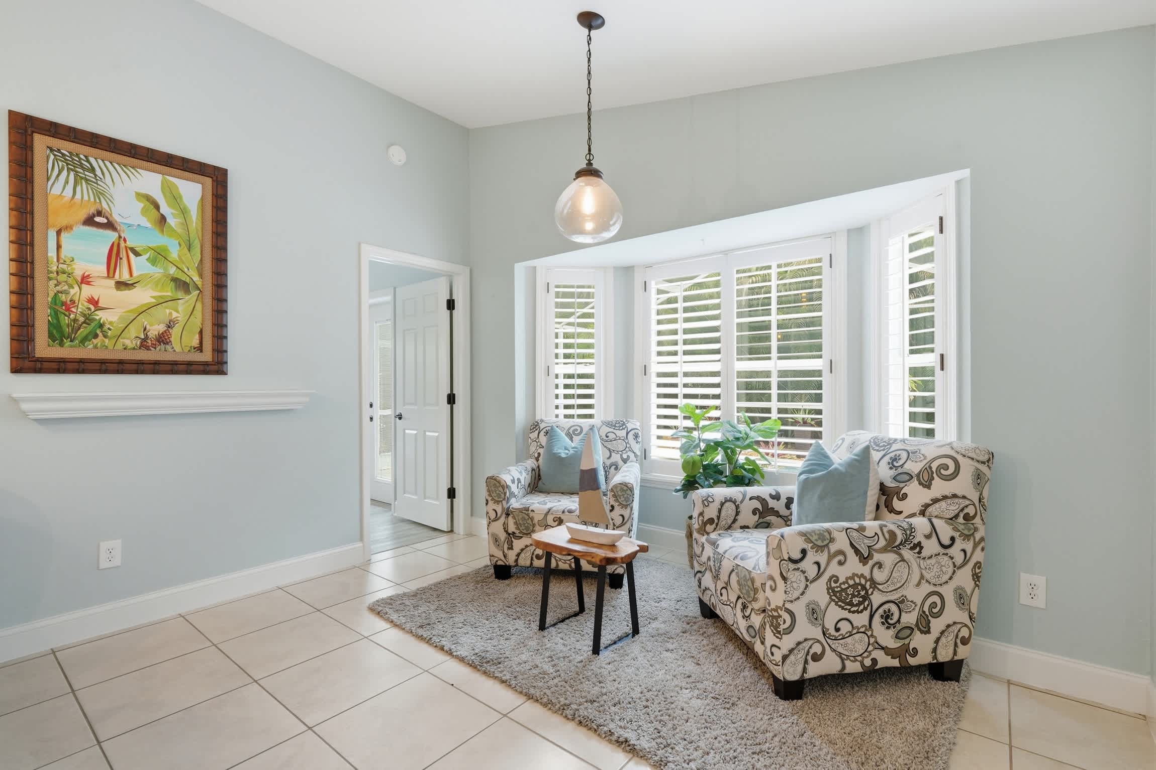 Centrally Located Pool Home in Naples | Photo 9