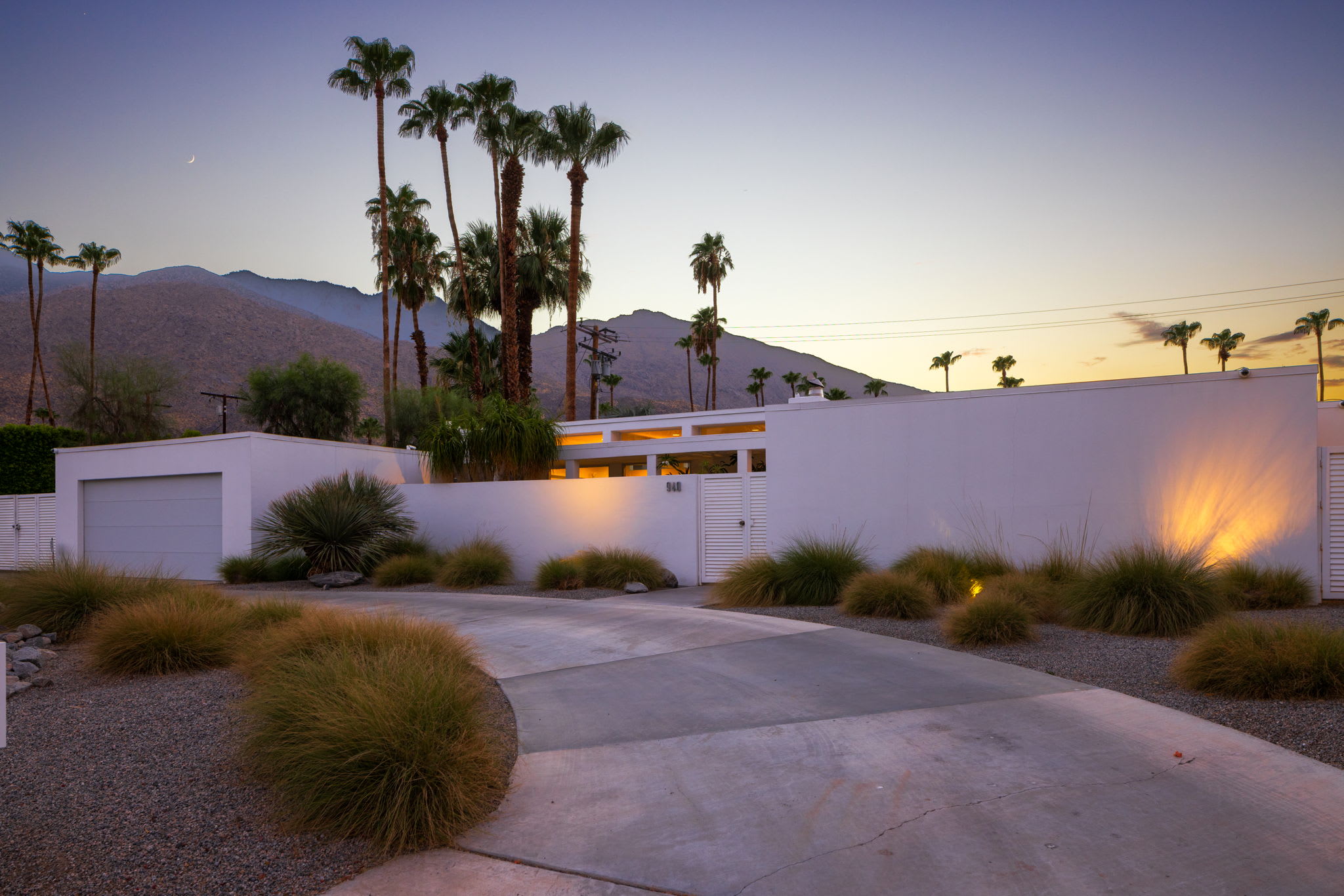 The Bond House in Palm Springs, California by Luxus Vacation Properties