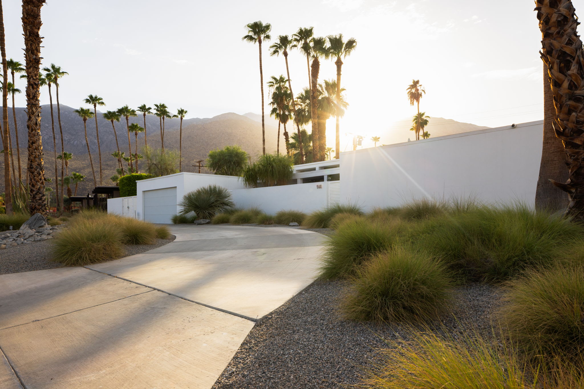 The Bond House in Palm Springs, California by Luxus Vacation Properties