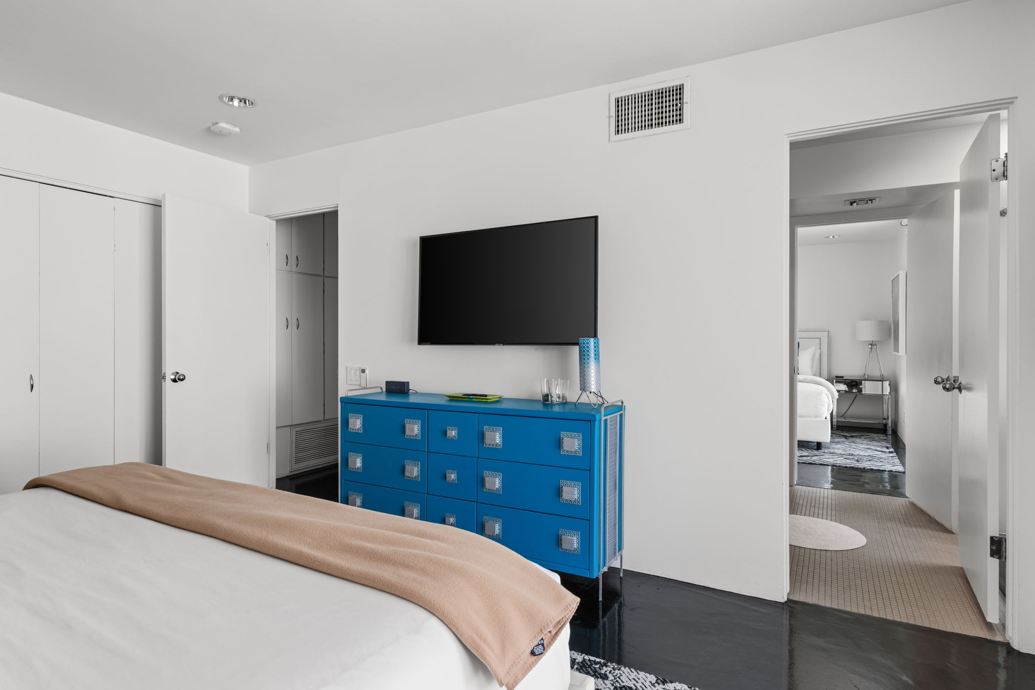 Bedroom 3 | The Bond House in Palm Springs, California by Luxus Vacation Properties