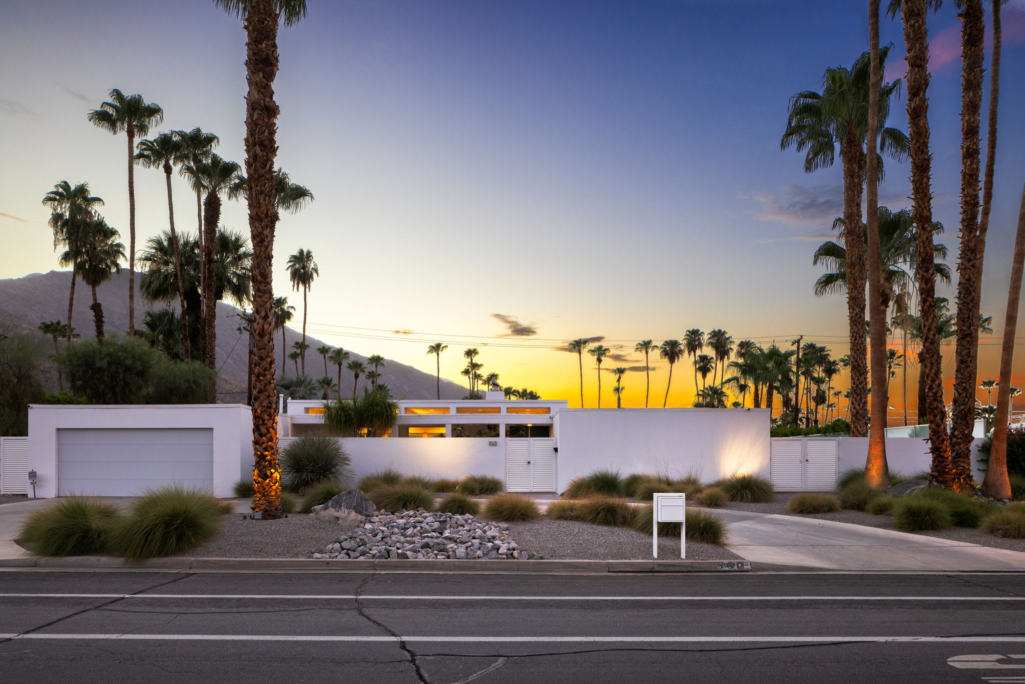 The Bond House in Palm Springs, California by Luxus Vacation Properties