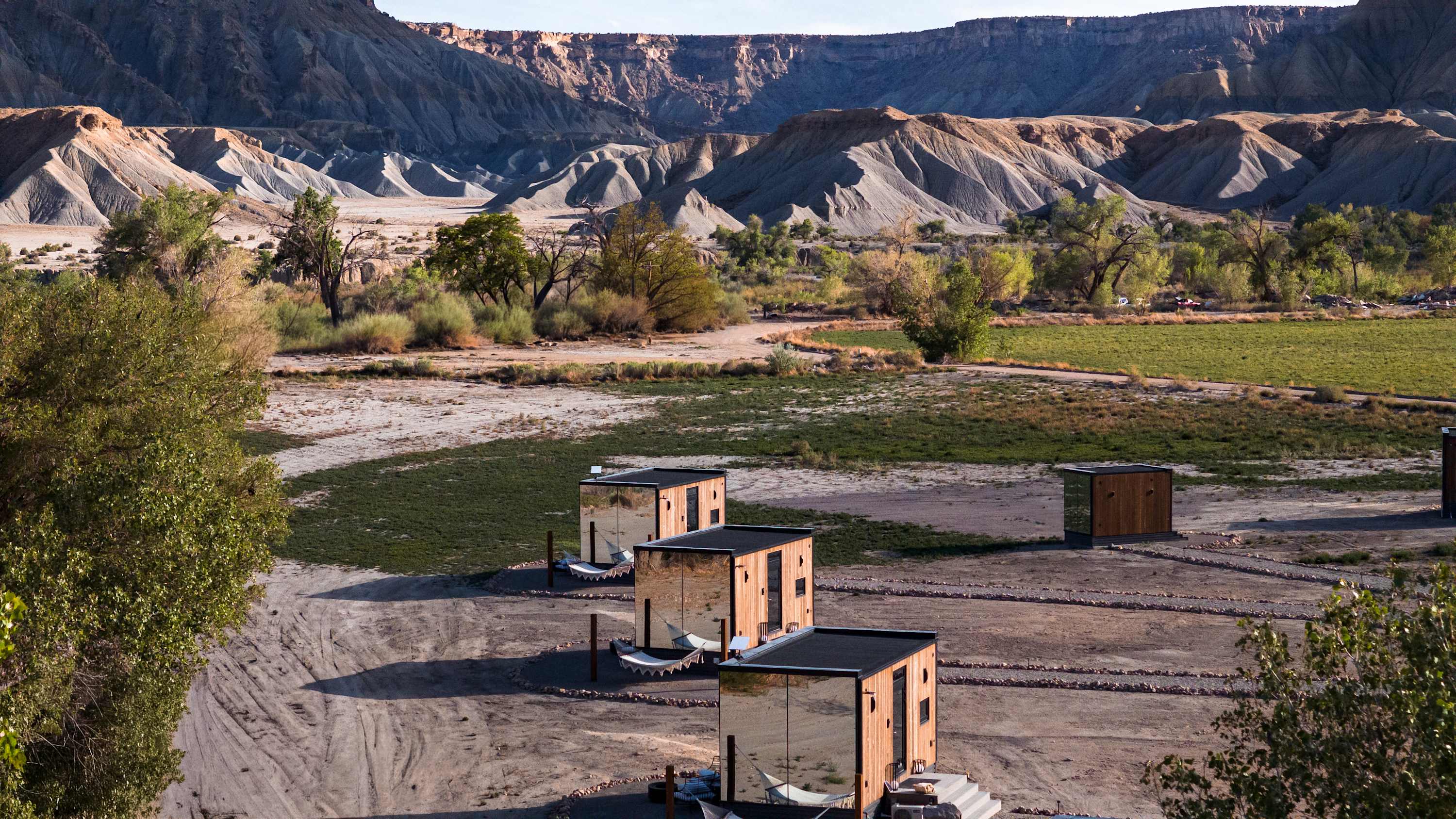Reflections #1 - Mirror cabin and starry skies 2