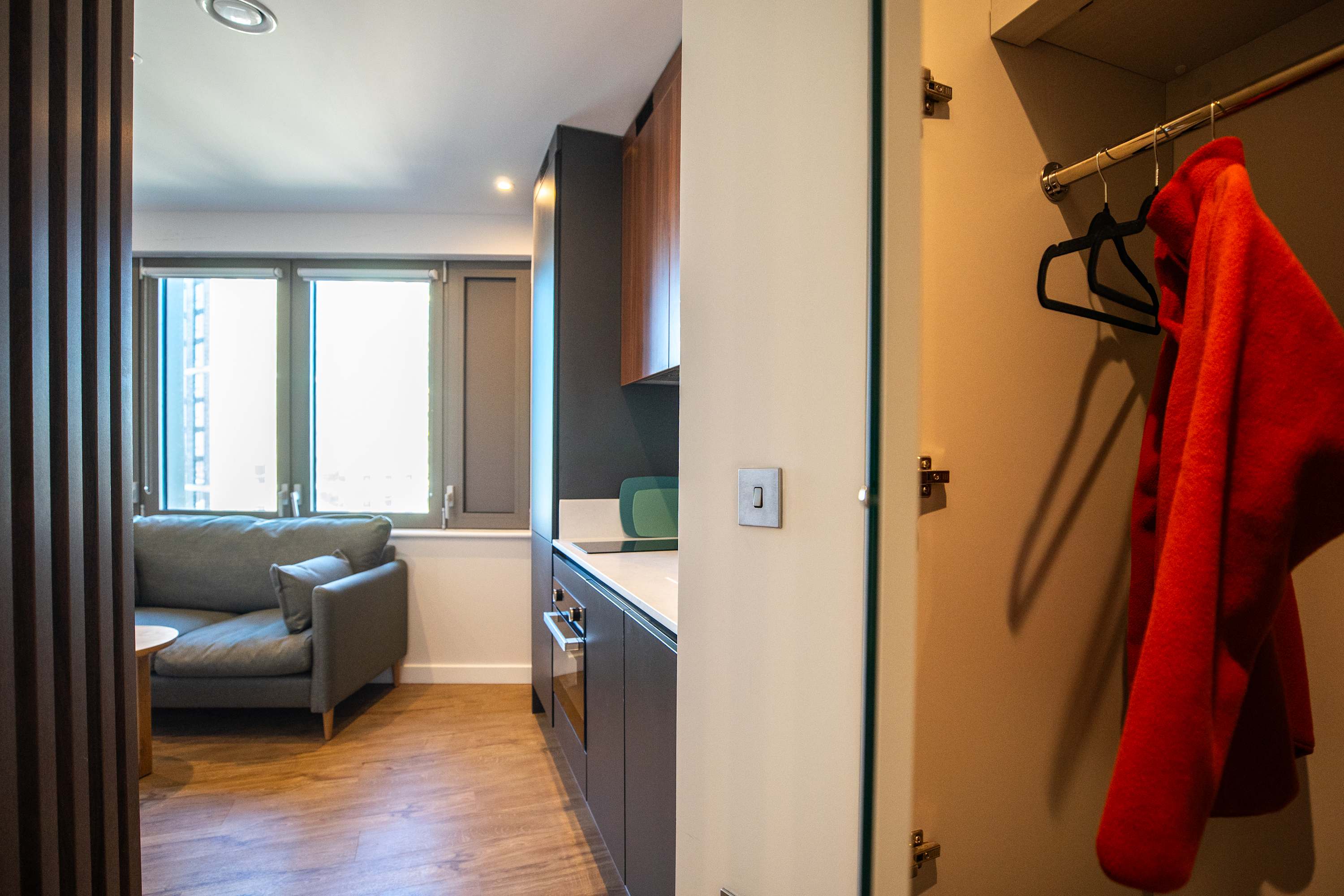 Modern Studio | Coworking + Gym | StayCozy
