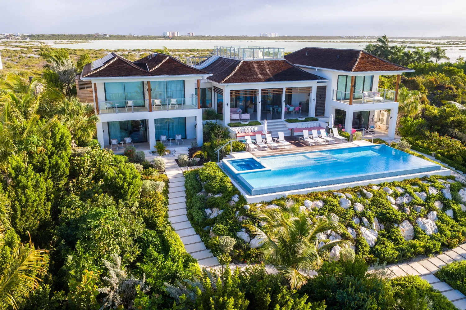 Elevated Oceanfront Elegant villa in Turks & Caicos — Venetian Road Settlement — vacation rental
