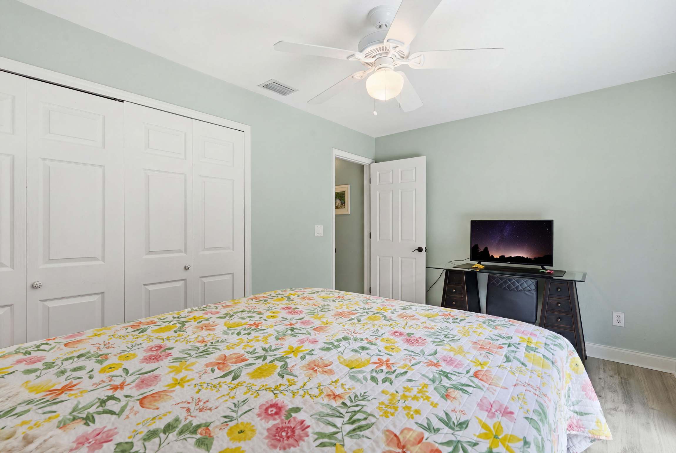 Centrally Located Pool Home in Naples | Photo 21