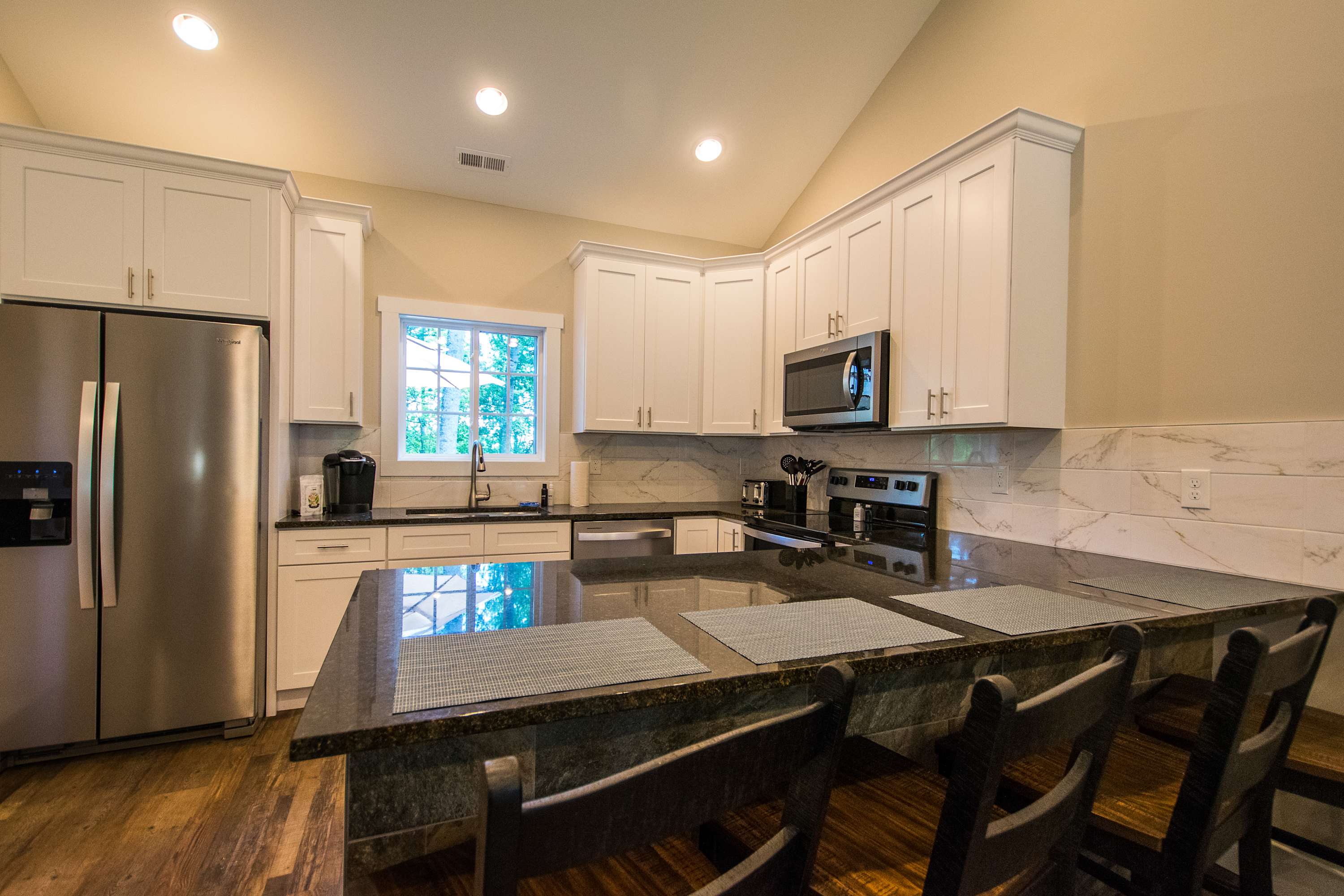 Druid Hills Retreat II | Sleeps 8 | Free Tix