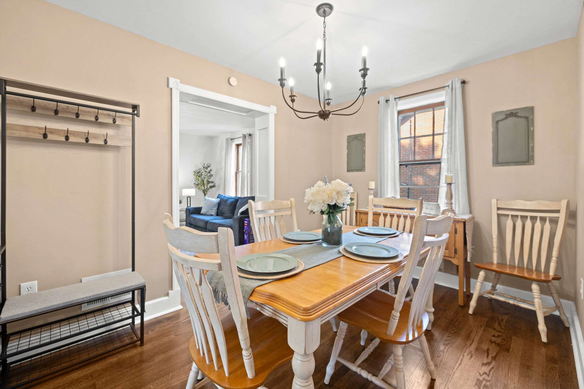 Cozy Getaway Near History, Hiking & Adventure