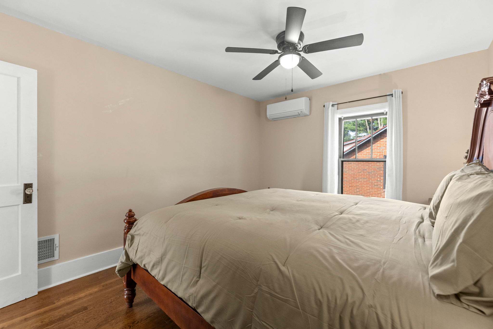 Cozy Getaway Near History, Hiking & Adventure