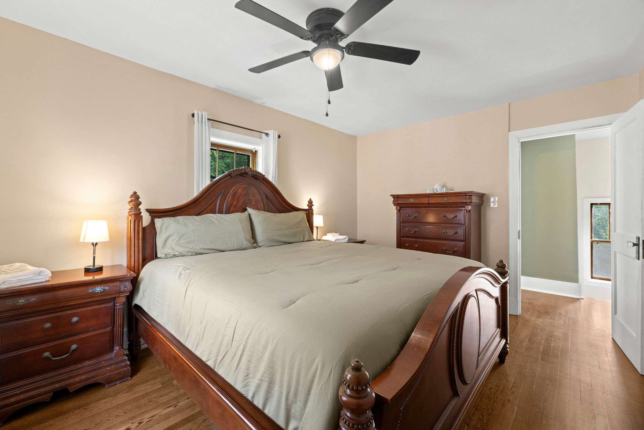 Cozy Getaway Near History, Hiking & Adventure