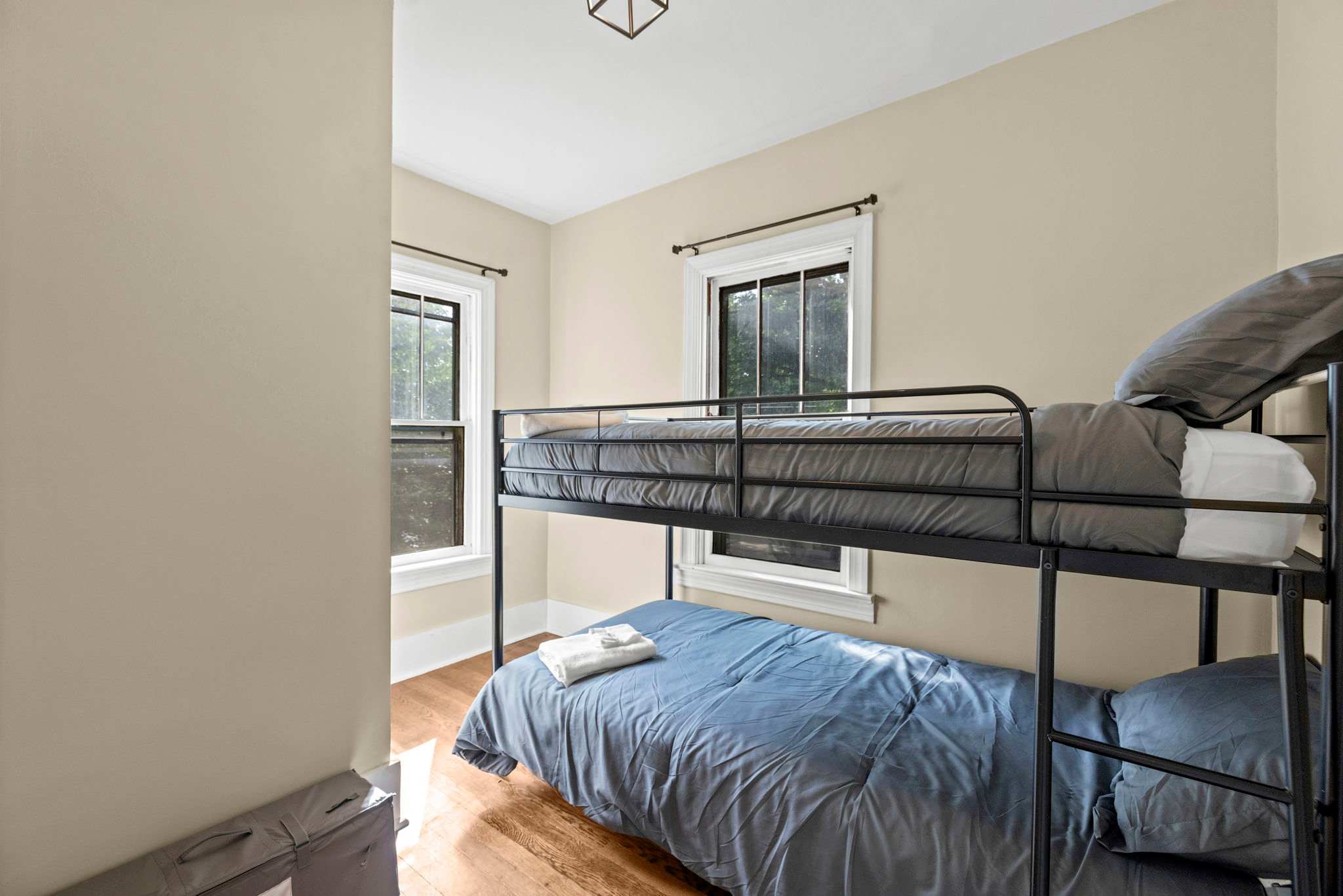 Cozy Getaway Near History, Hiking & Adventure