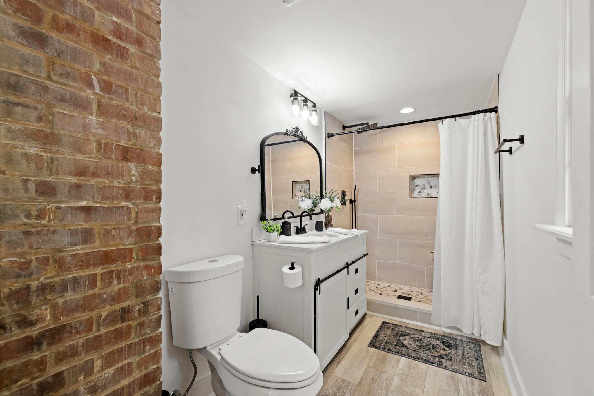 Cozy Getaway Near History, Hiking & Adventure