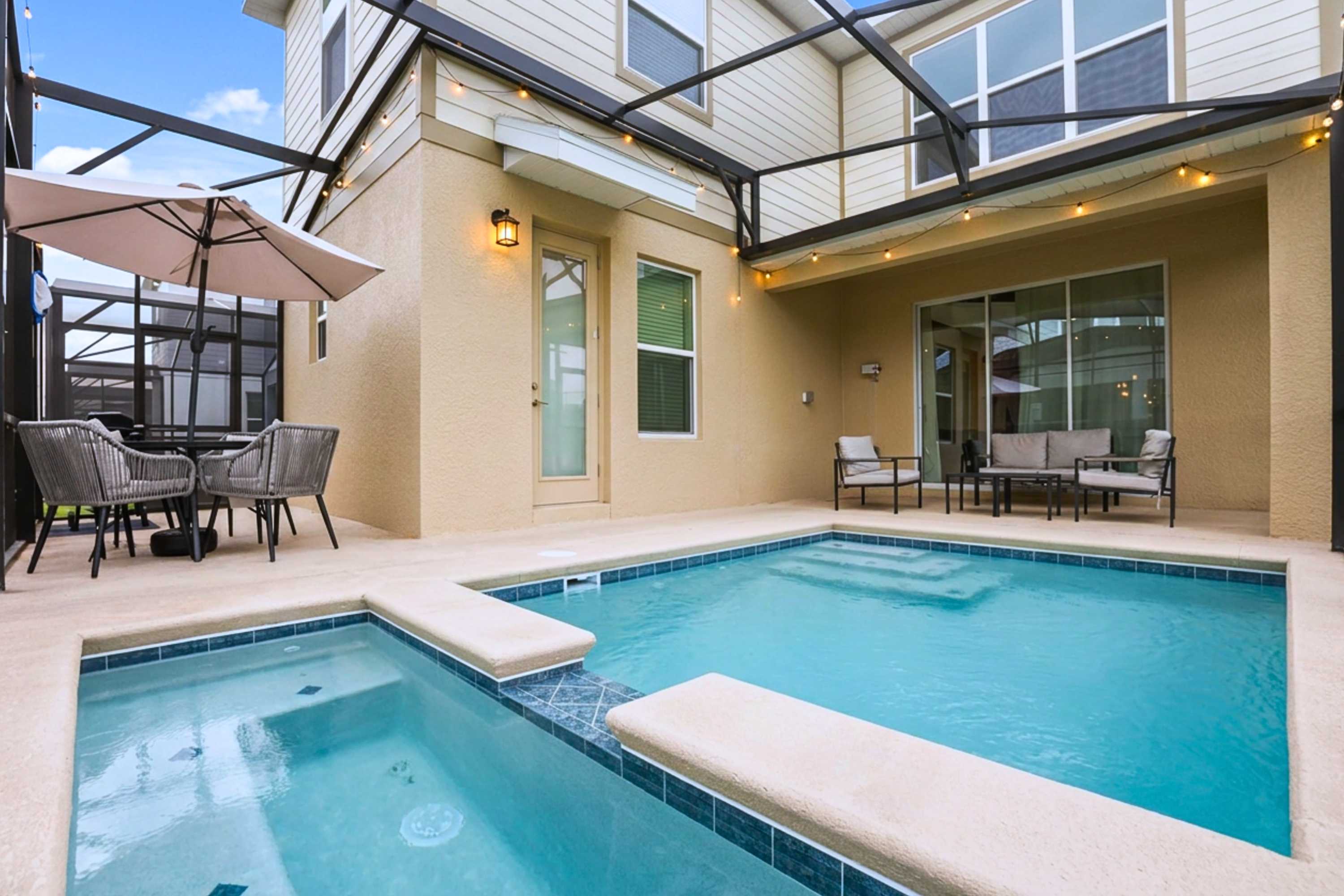 Home w Private Pool Near Disney Reunion Village