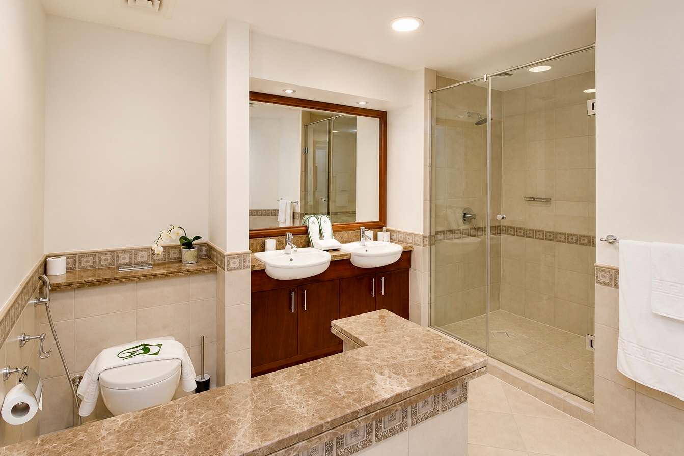 Palm Jumeirah Beach Access Apartment - Image 17