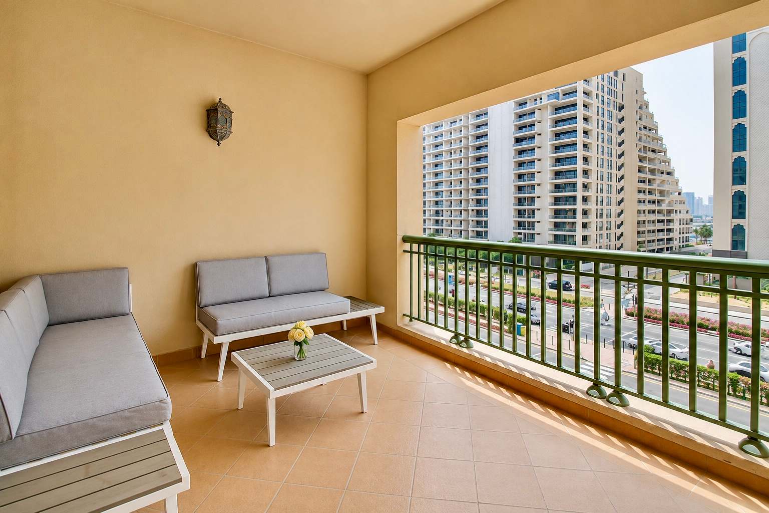 Palm Jumeirah Beach Access Apartment - Image 20