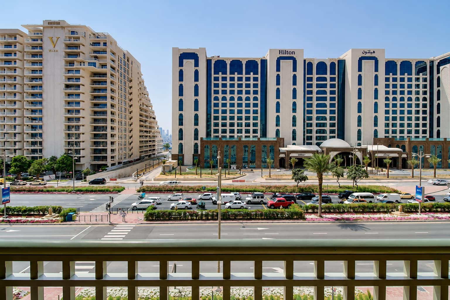 Palm Jumeirah Beach Access Apartment - Image 21