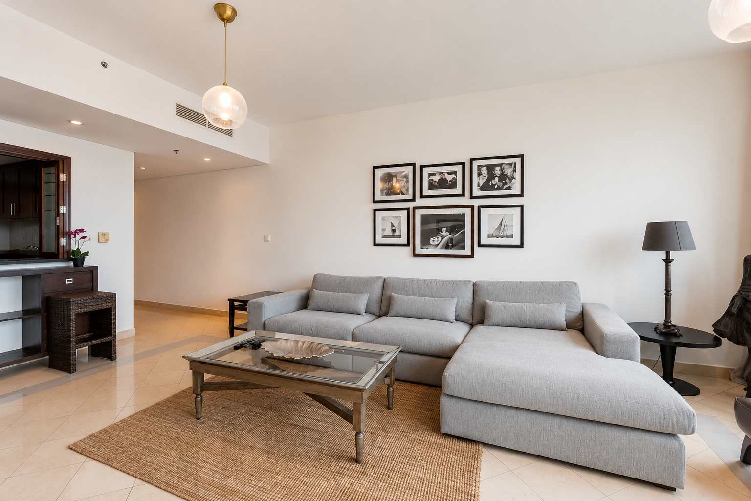 Golf Towers 1BR Apartment in Dubai - Image 5