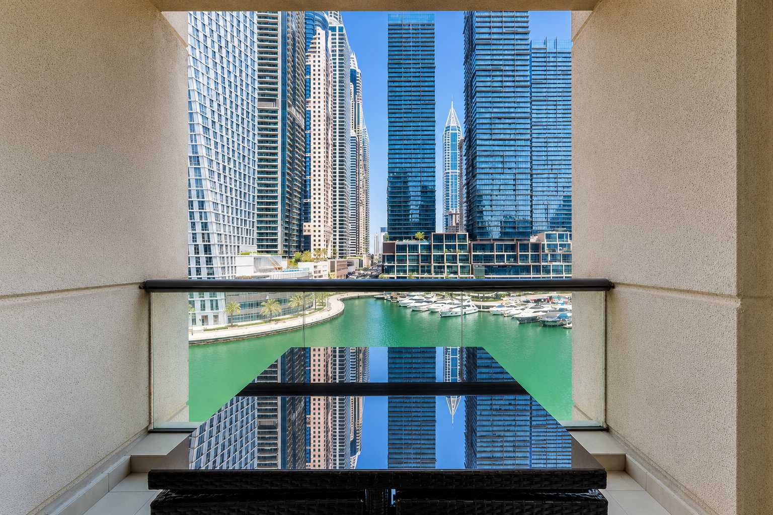 Dubai Apartment: 1BR with Pool, Gym & Balcony - Image 16