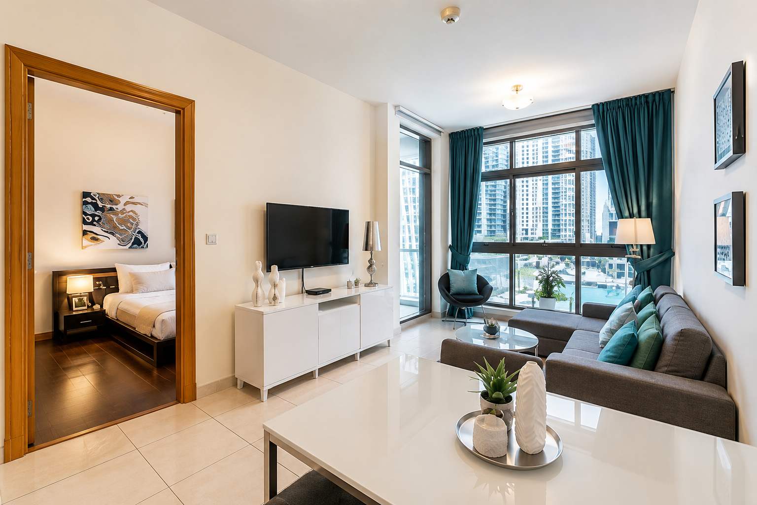 Dubai Apartment: 1BR with Pool, Gym & Balcony - Image 3