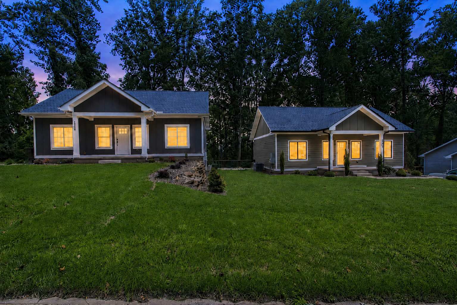 Private Retreat Compound | Sleeps 16 | Free Tix