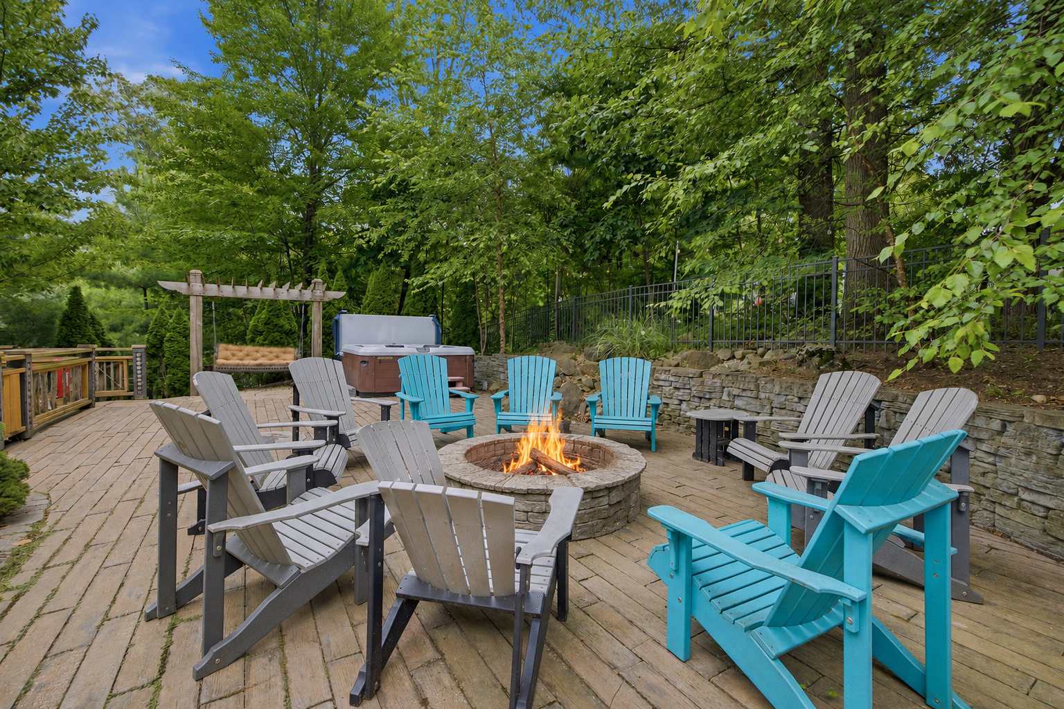 Unplug, unwind, and sink into nature.