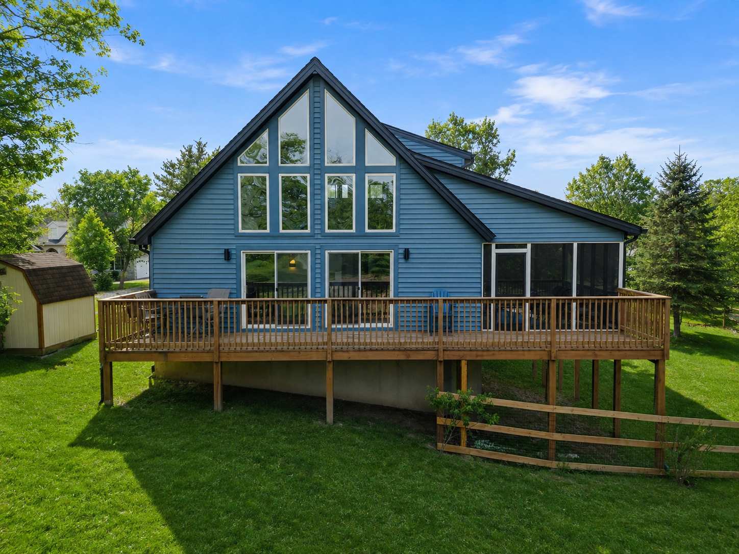 Game Room, FirePit, Screened Porch & Golf Views
