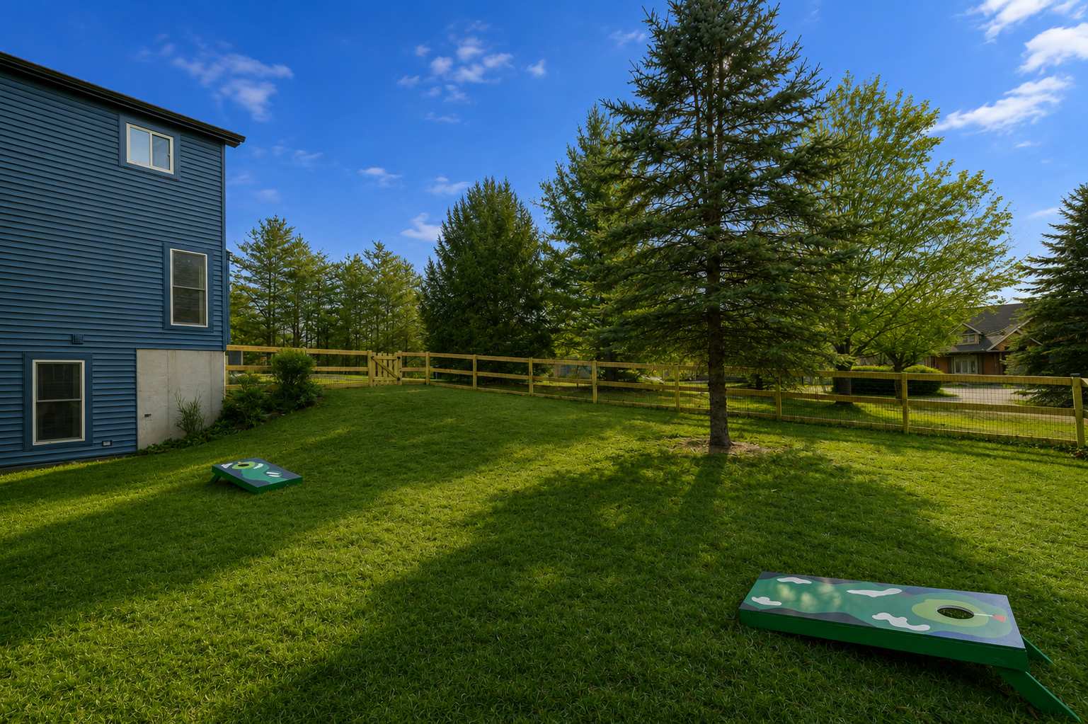 Game Room, FirePit, Screened Porch & Golf Views