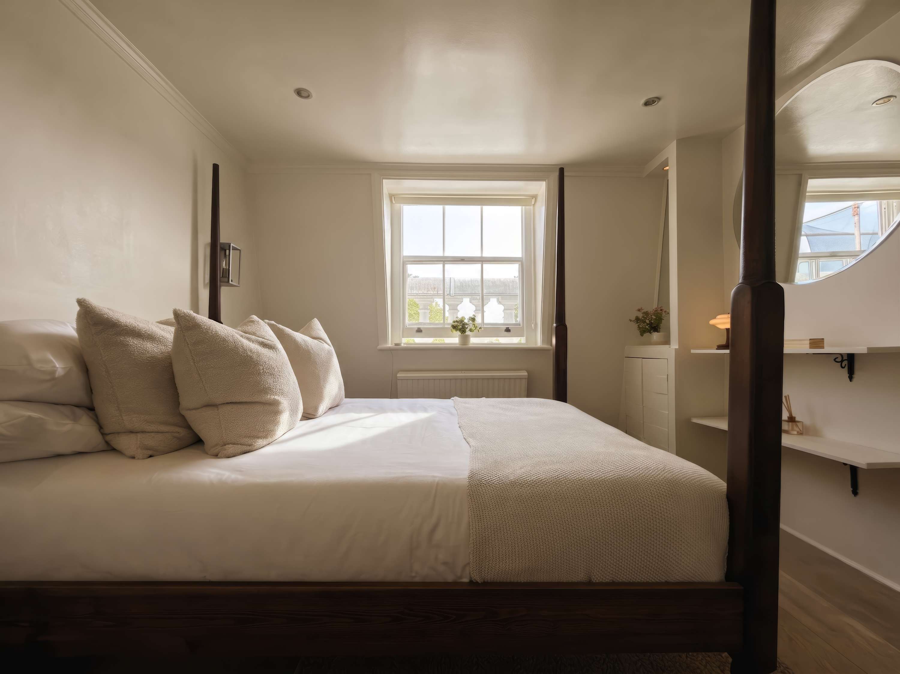 South Ken Rooftop Loft, Treetop Views, Hyde Park