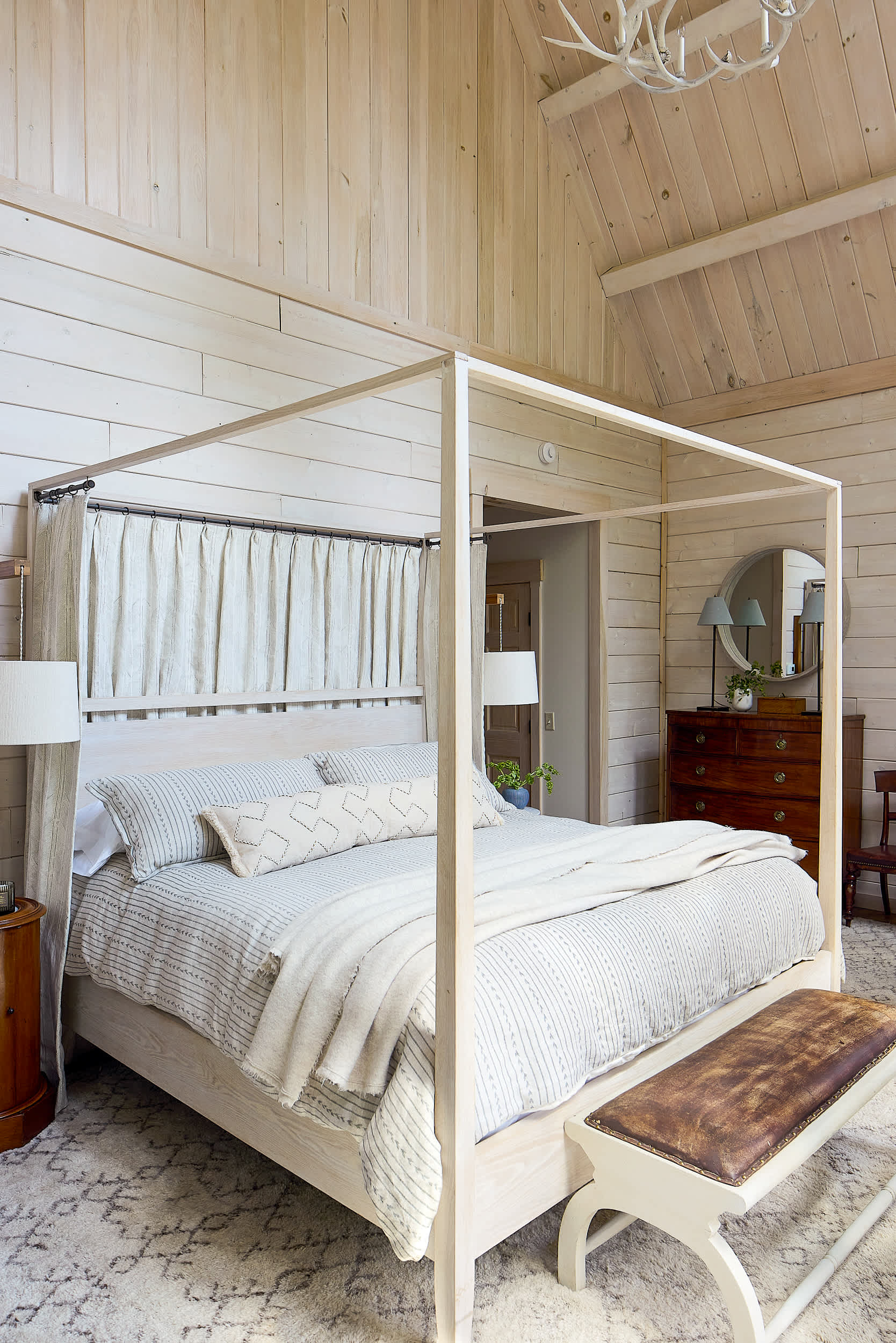 Luxury Designer Home Near Mt Snow and Hermitage | Photo 26