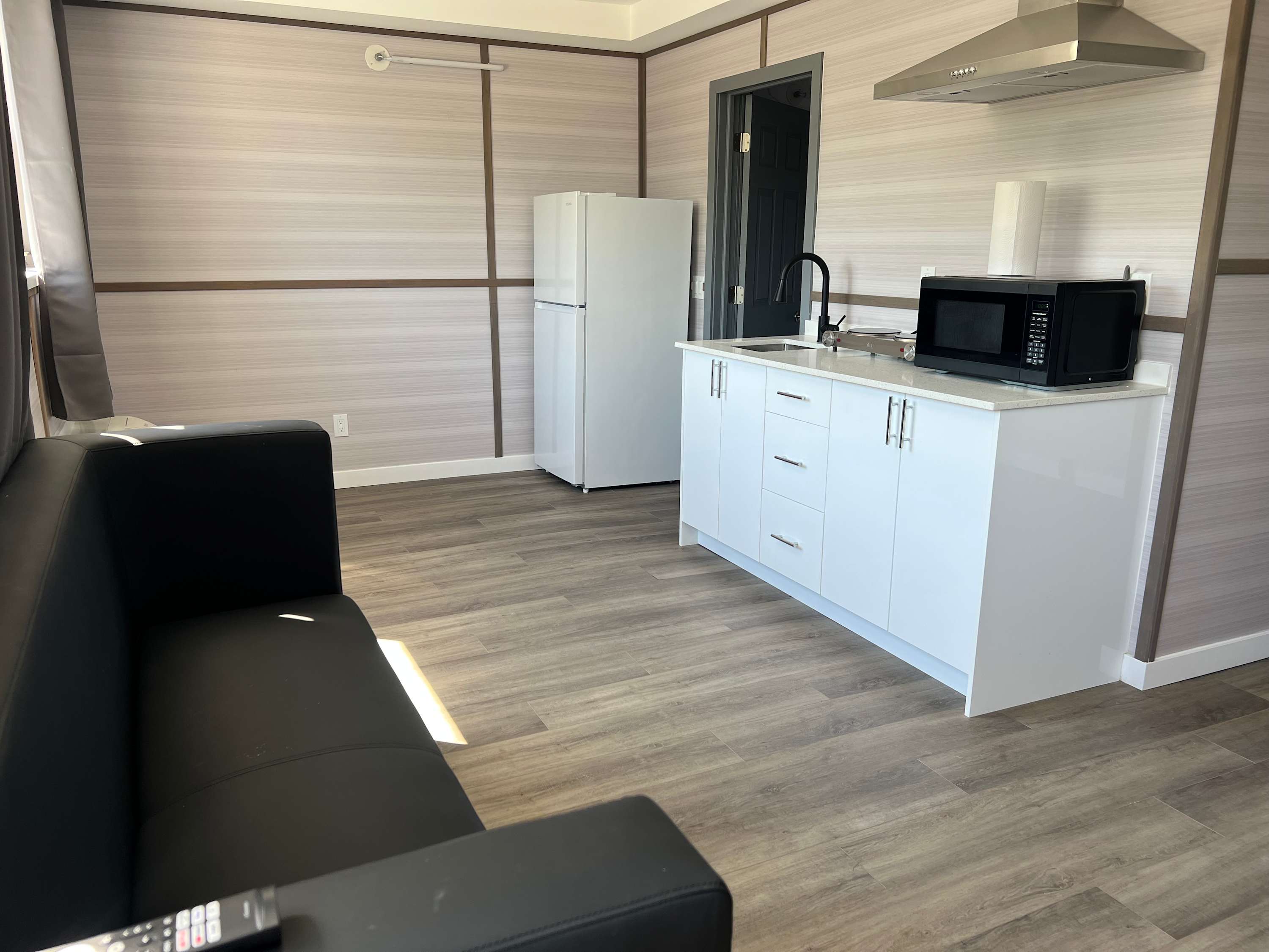 Stratford Huron St. 1BDR Apt #202, 2nd Fl.