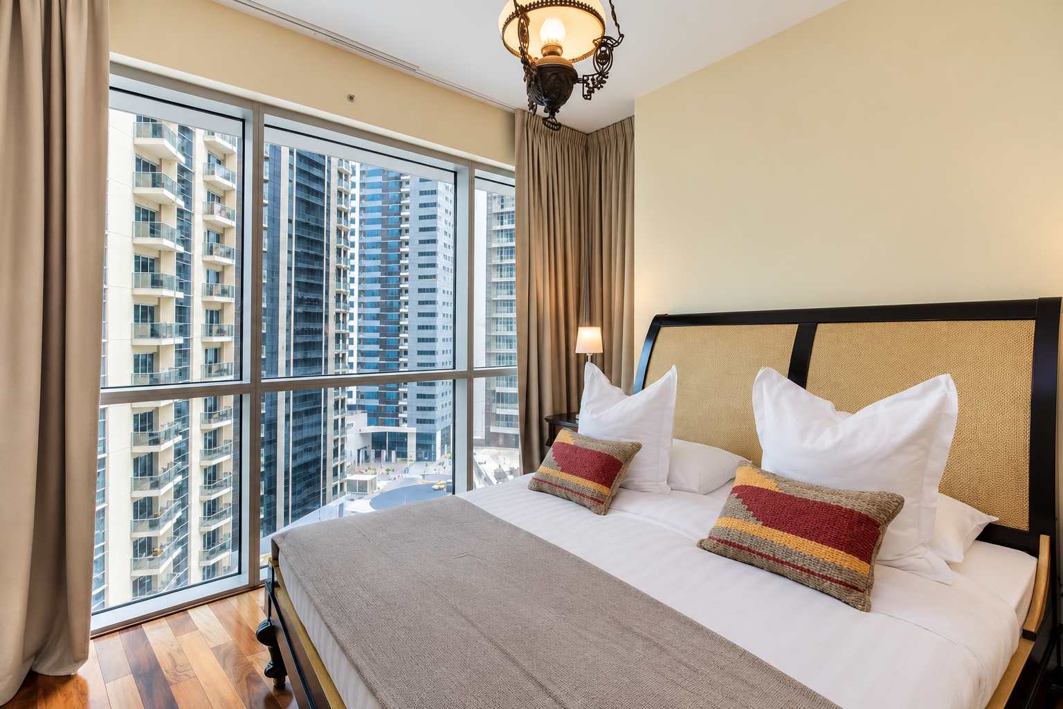 شقة بغرفتي نوم في Dubai Marina: بلكونة ومسبح وصالة رياضية - Image 6