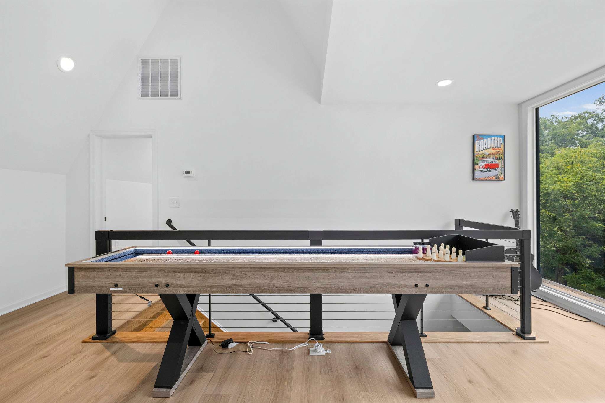 Chalet w/Hot Tub, Deck, Game Room & EV Charger