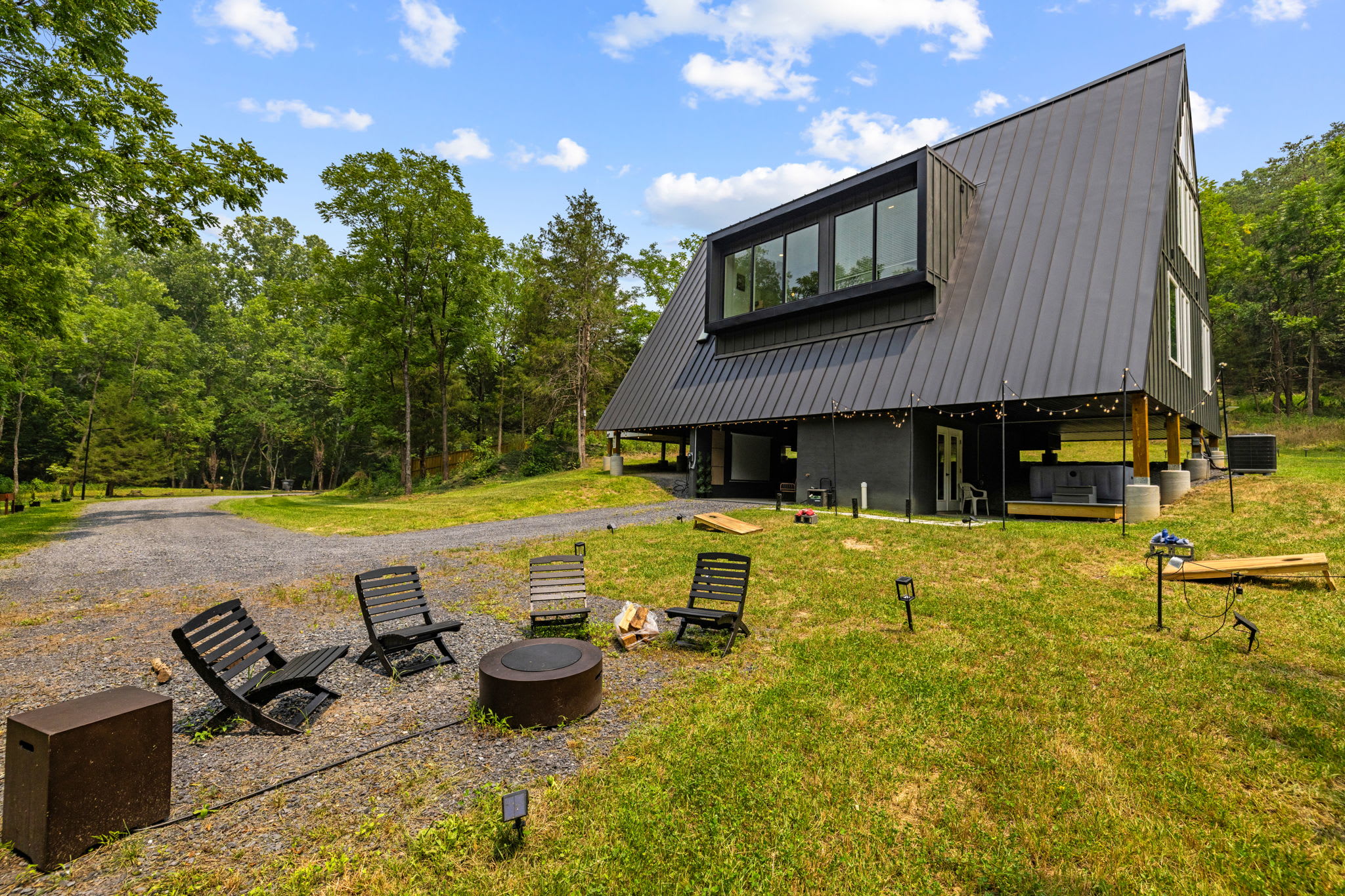Chalet w/Hot Tub, Deck, Game Room & EV Charger