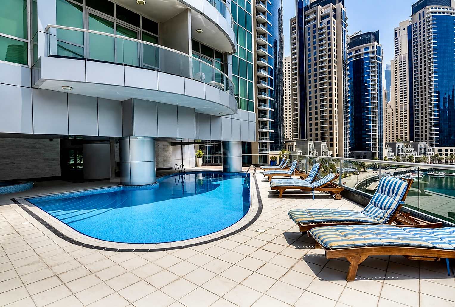 Torch Tower Marina 1BR: Balcony, Gym & Views! - Image 20