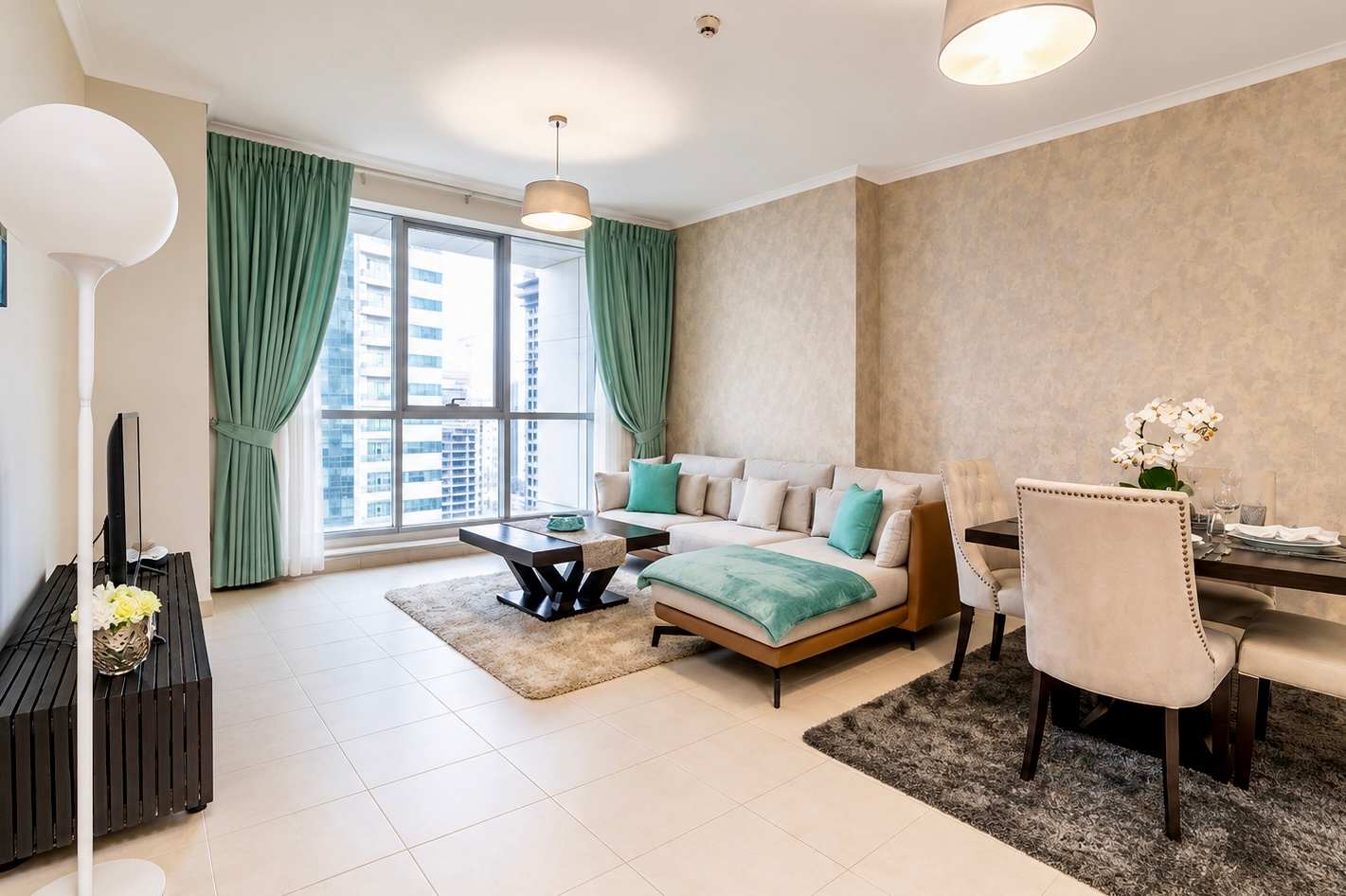 Torch Tower Marina 1BR: Balcony, Gym & Views! - Image 3