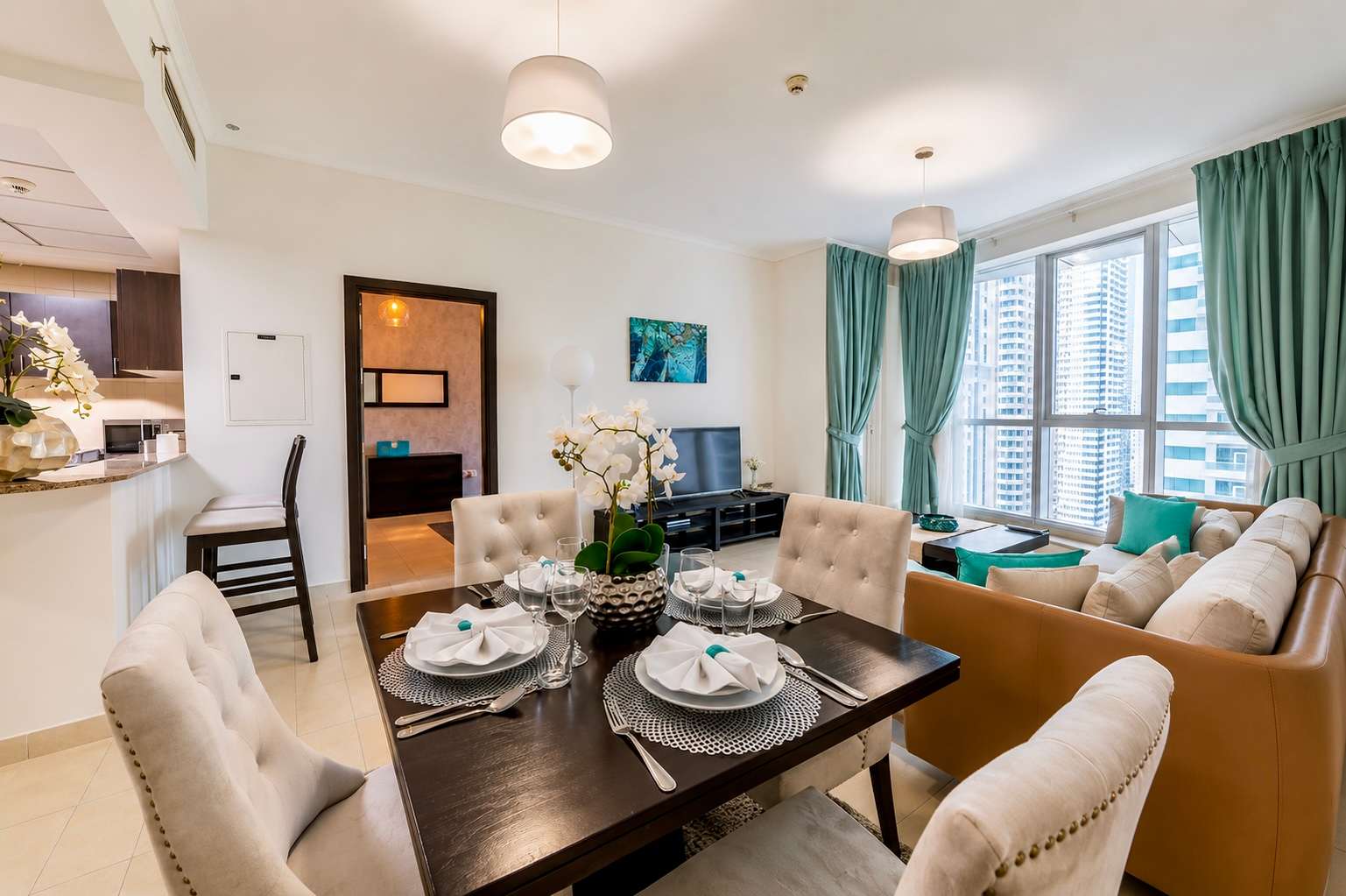 Torch Tower Marina 1BR: Balcony, Gym & Views! - Image 6