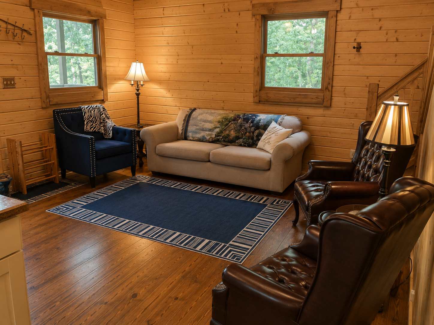 River Cabin w/Kayak, Fire Pit, WiFi & Game Room