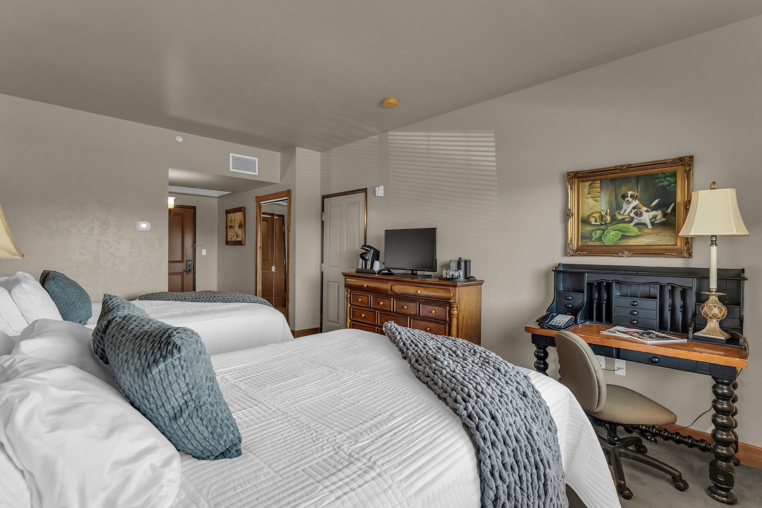 Rest easy with two queen beds in this cozy studio retreat