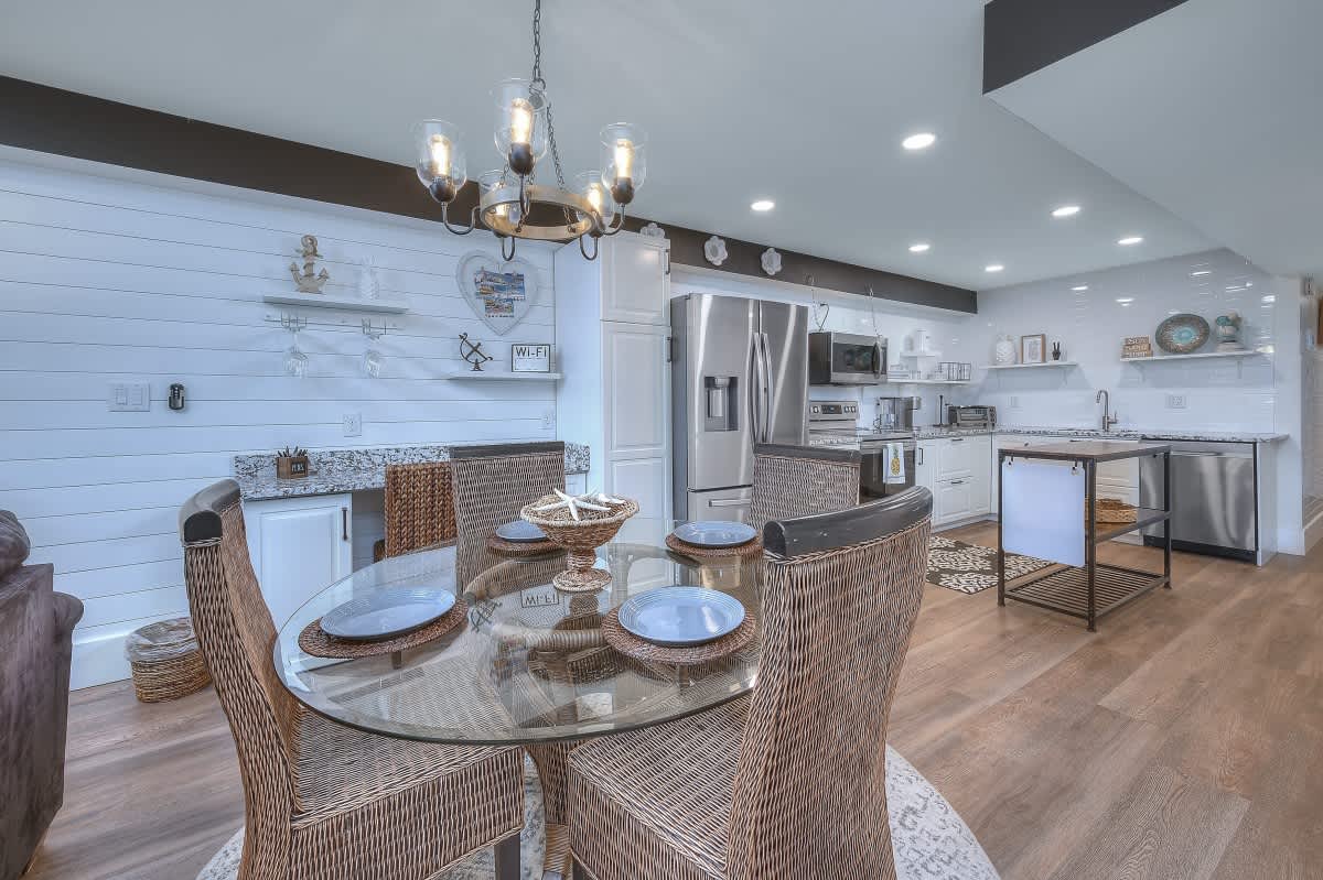 Luxury 2-King Retreat | Heated Pool & Beach Walk