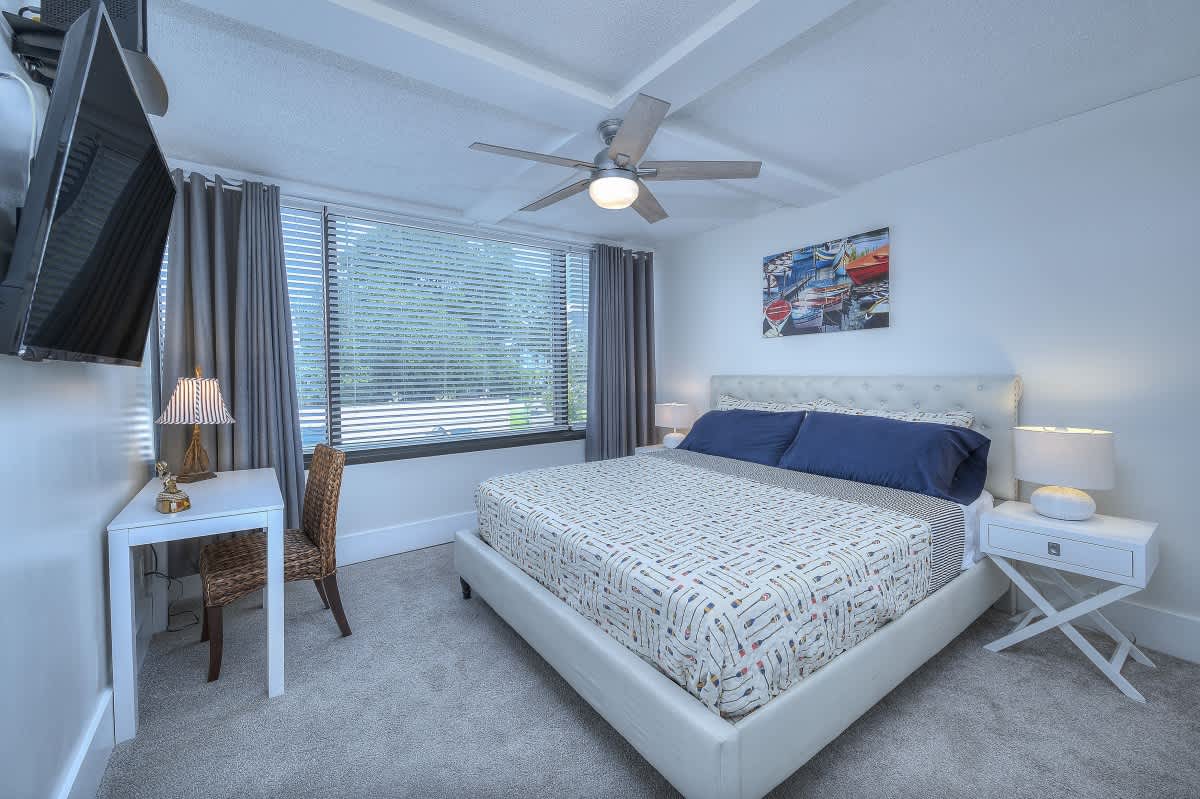 Luxury 2-King Retreat | Heated Pool & Beach Walk