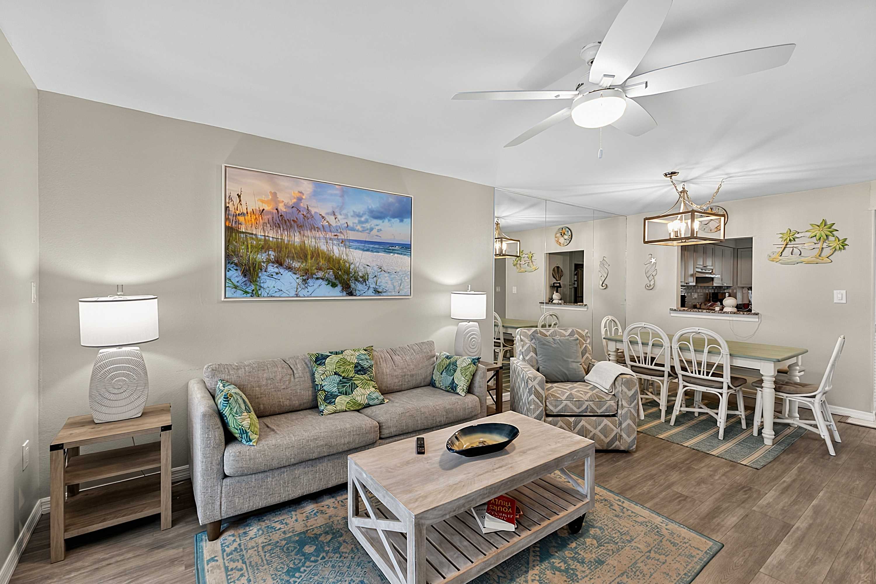 Siesta Key 2-Bedroom Condo with Pool