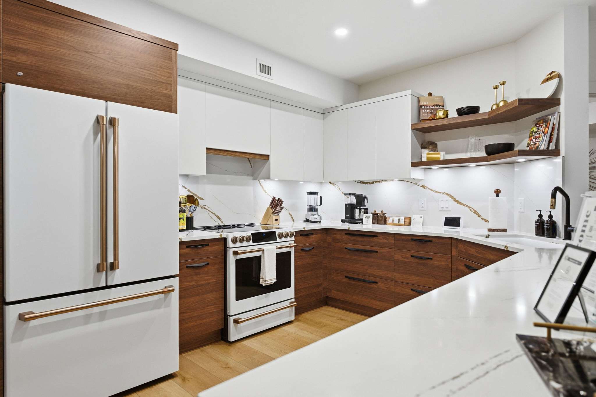 Kitchen | Discovery Bay 108 in Kelowna, British Columbia by Luxus Vacation Properties