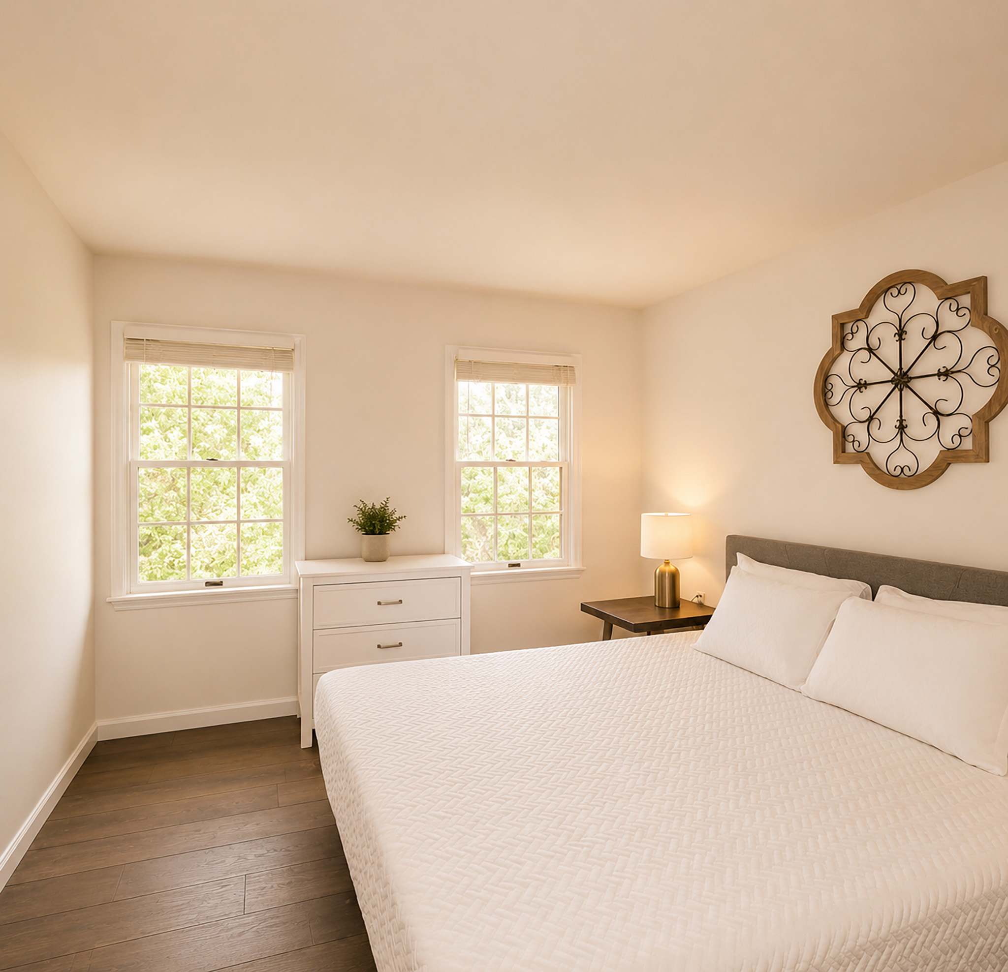 Bedroom 4 with King Bed