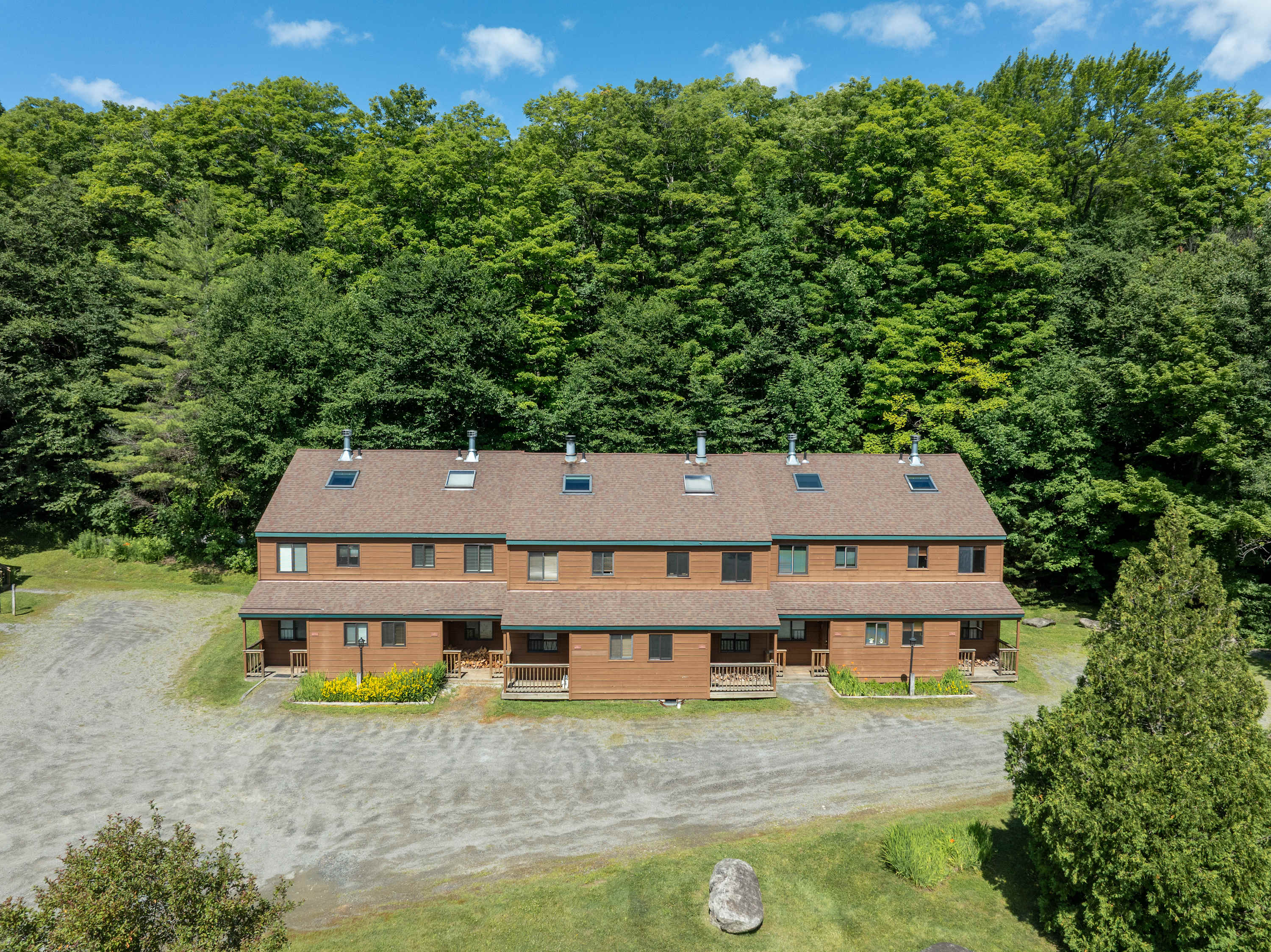 Newly Renovated Condo at Bears Crossing | Photo 6