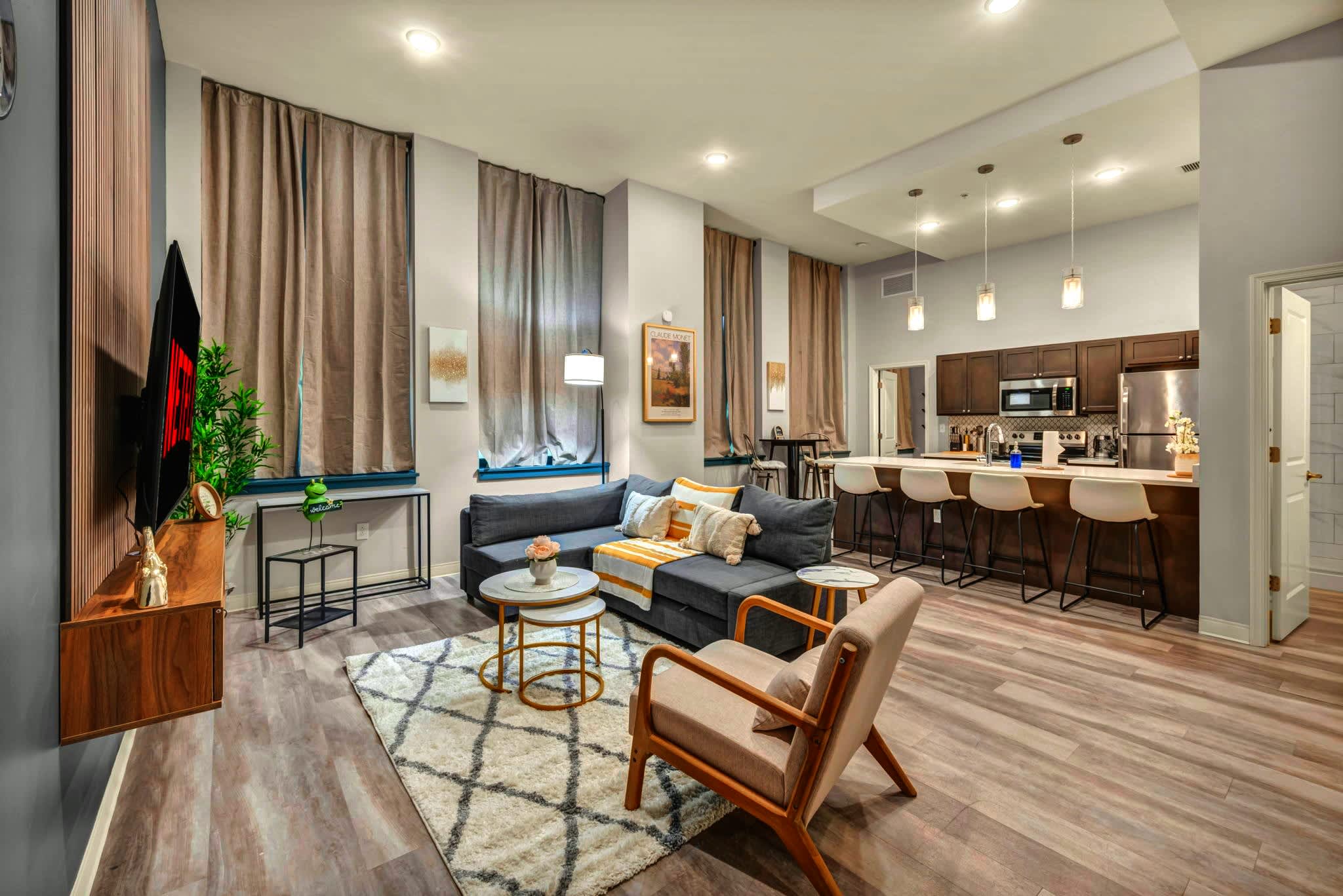 Central Flat w/ Pool & Sauna • Gym • Heart of DT in Cleveland, OH
