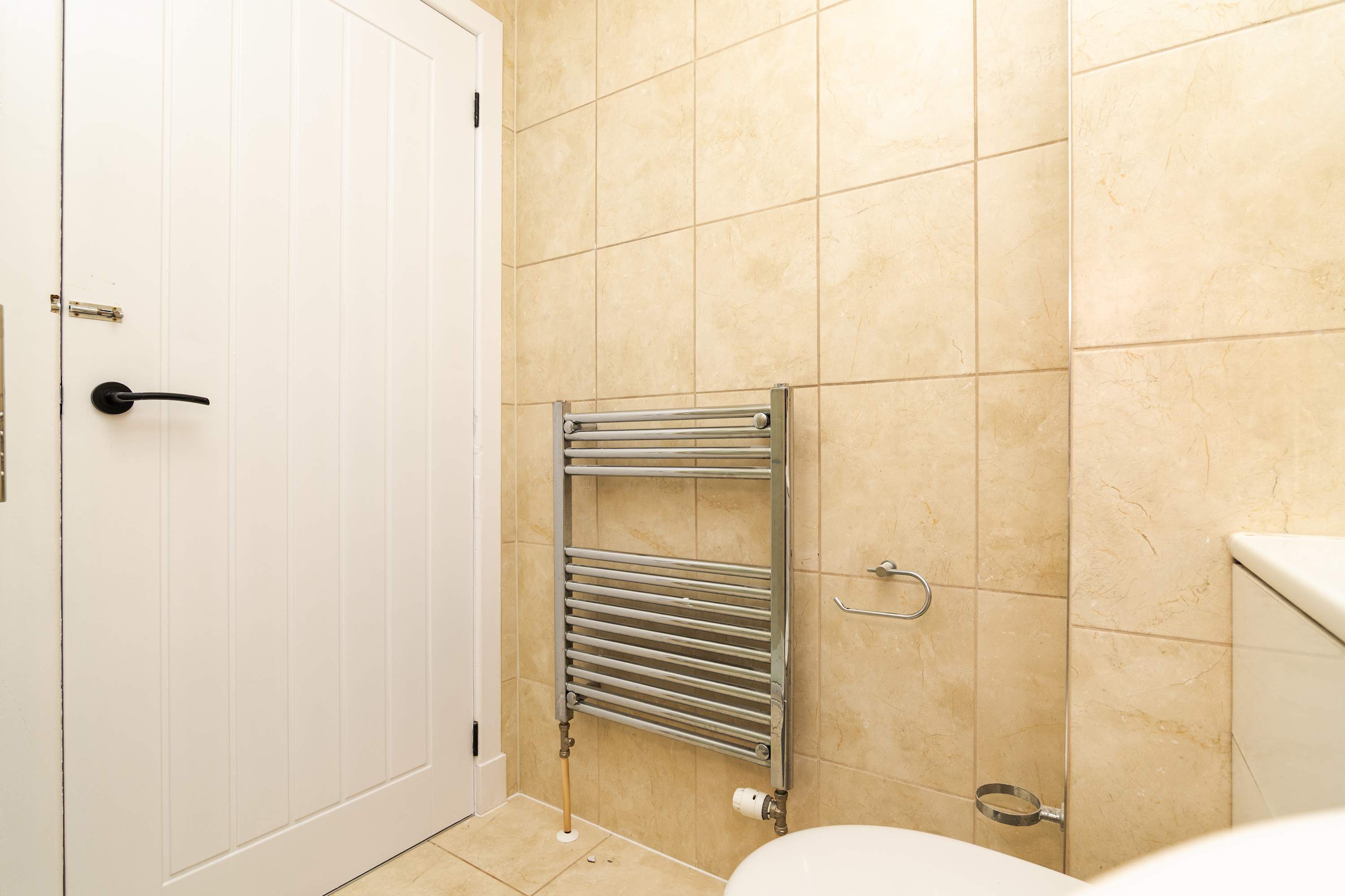 View Spacious Inverurie Stay -Nr Train Station -Parking in Falconer Place 14 AB51 4RN Spacious Inverurie Stay -Nr Train Station -Parking in Falconer Place 14 AB51 4RN - Property image 19 - VivreStays