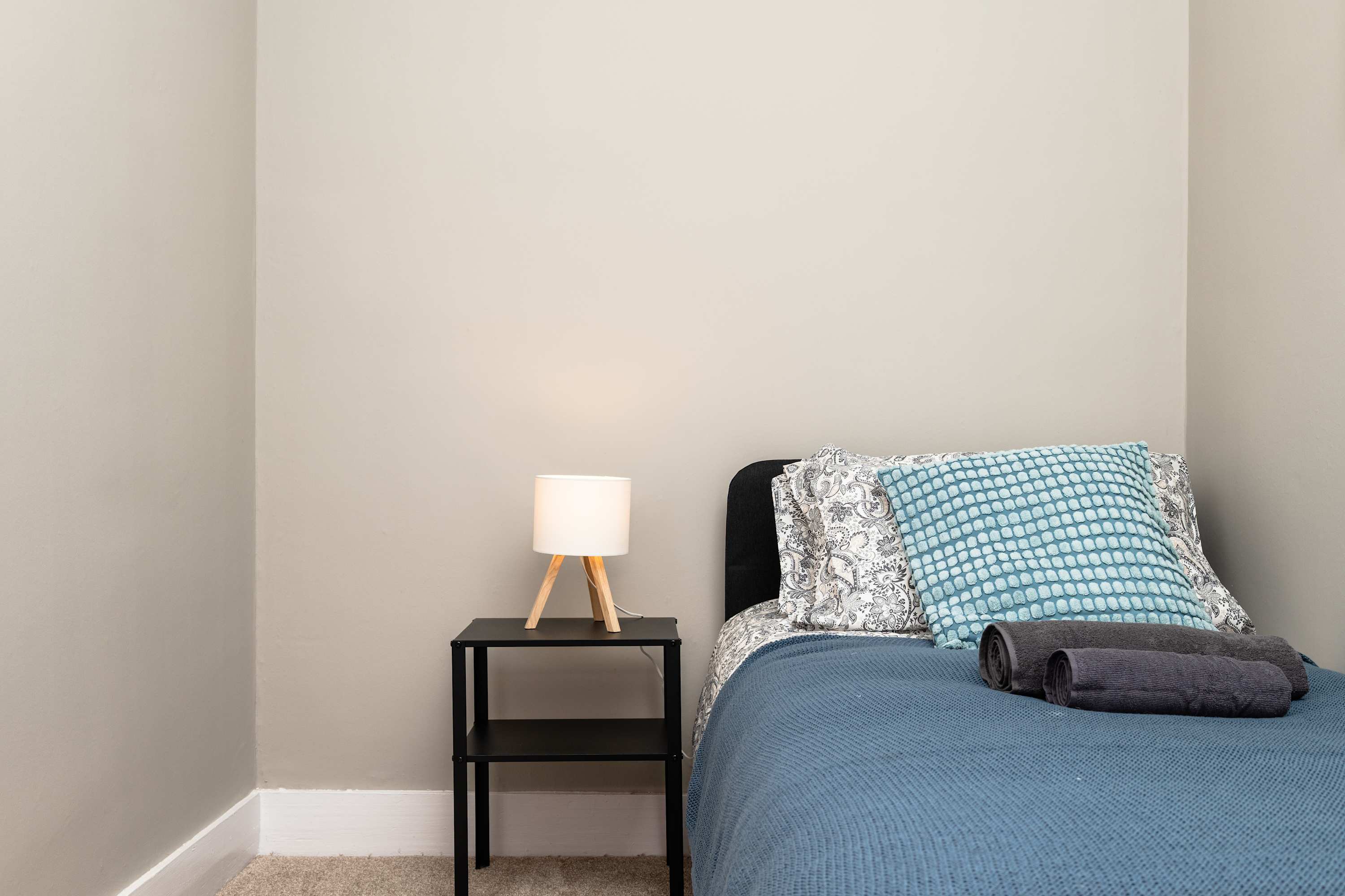 View Spacious Inverurie Stay -Nr Train Station -Parking in Falconer Place 14 AB51 4RN Spacious Inverurie Stay -Nr Train Station -Parking in Falconer Place 14 AB51 4RN - Property image 13 - VivreStays